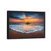 tableau plage au coucher du soleil avec cadre noir